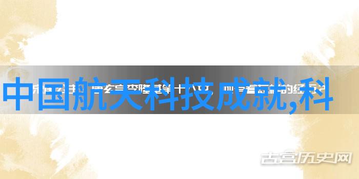 从效果图中学习现代简约主卧室装修中的光线运用策略是什么