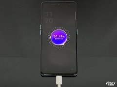 闪电般的充电大容量电池OPPO Find X6 Pro带你飞