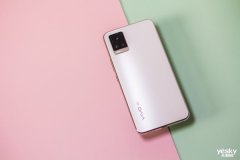 vivo S7超清前置双摄拍了拍你轻薄神器放肆拍